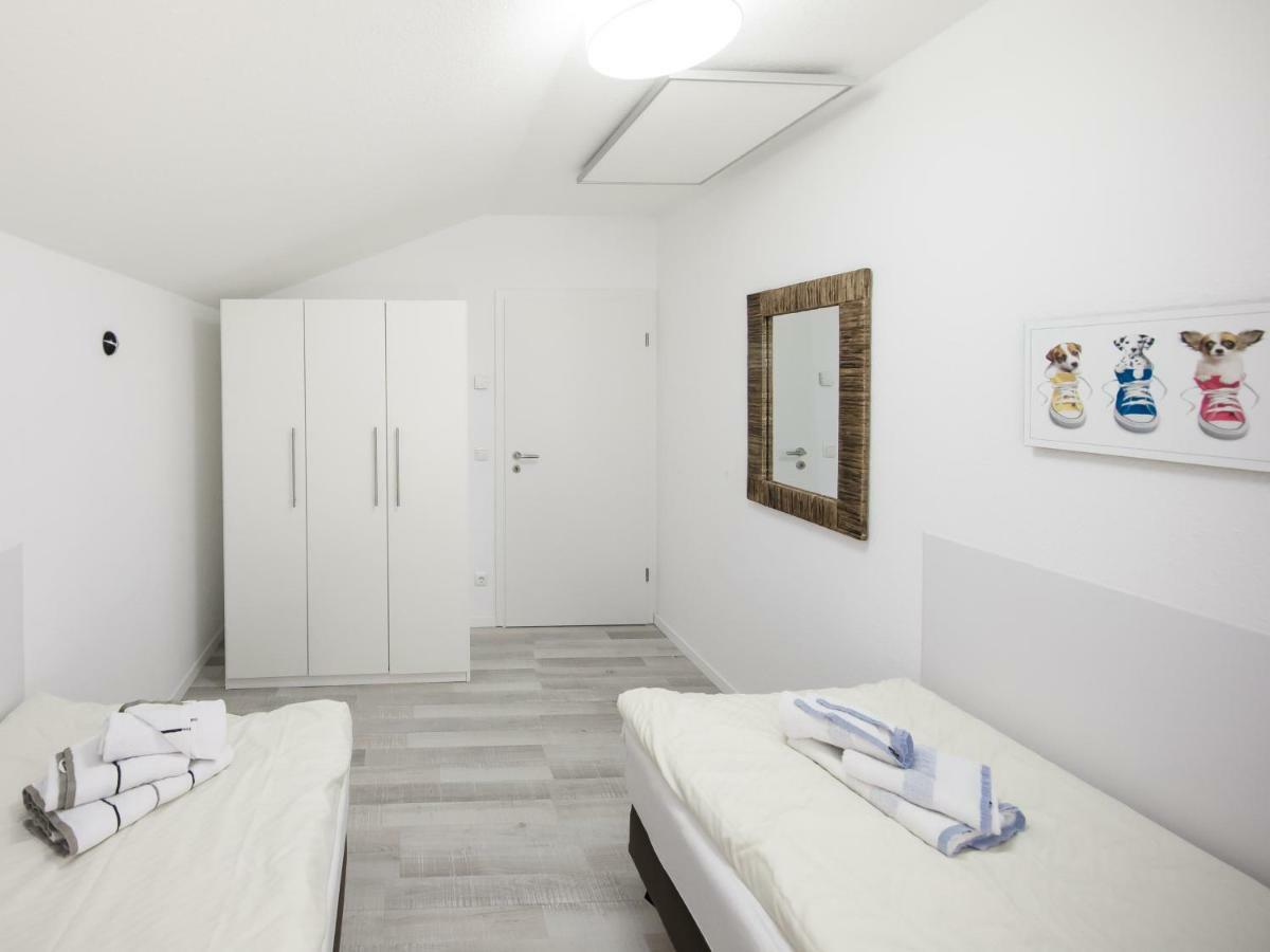 Haus Emil Apartment คุกซ์ฮาเวน ภายนอก รูปภาพ